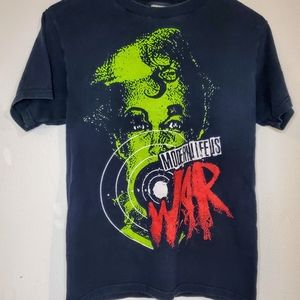 EARLY 2000s VINTAGE MODERN LIFE IS WAR tshirt